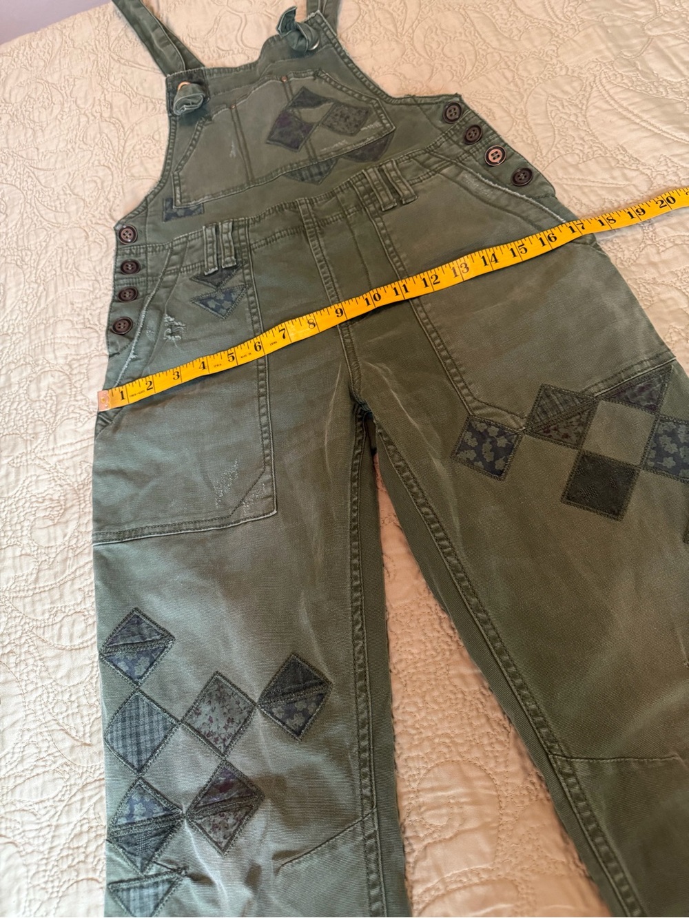 Pilcro Wanderer Patchwork Overalls Green Utility Bib Size 25 Anthropologie Boho - Picture 12 of 16